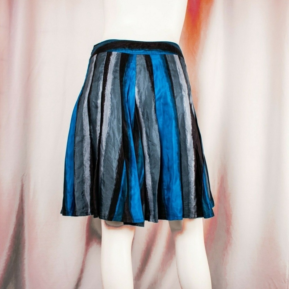 DONNA KAREN DKNY Turquoise Blue Black Gray Striped Silk Pleated Skirt Size 10